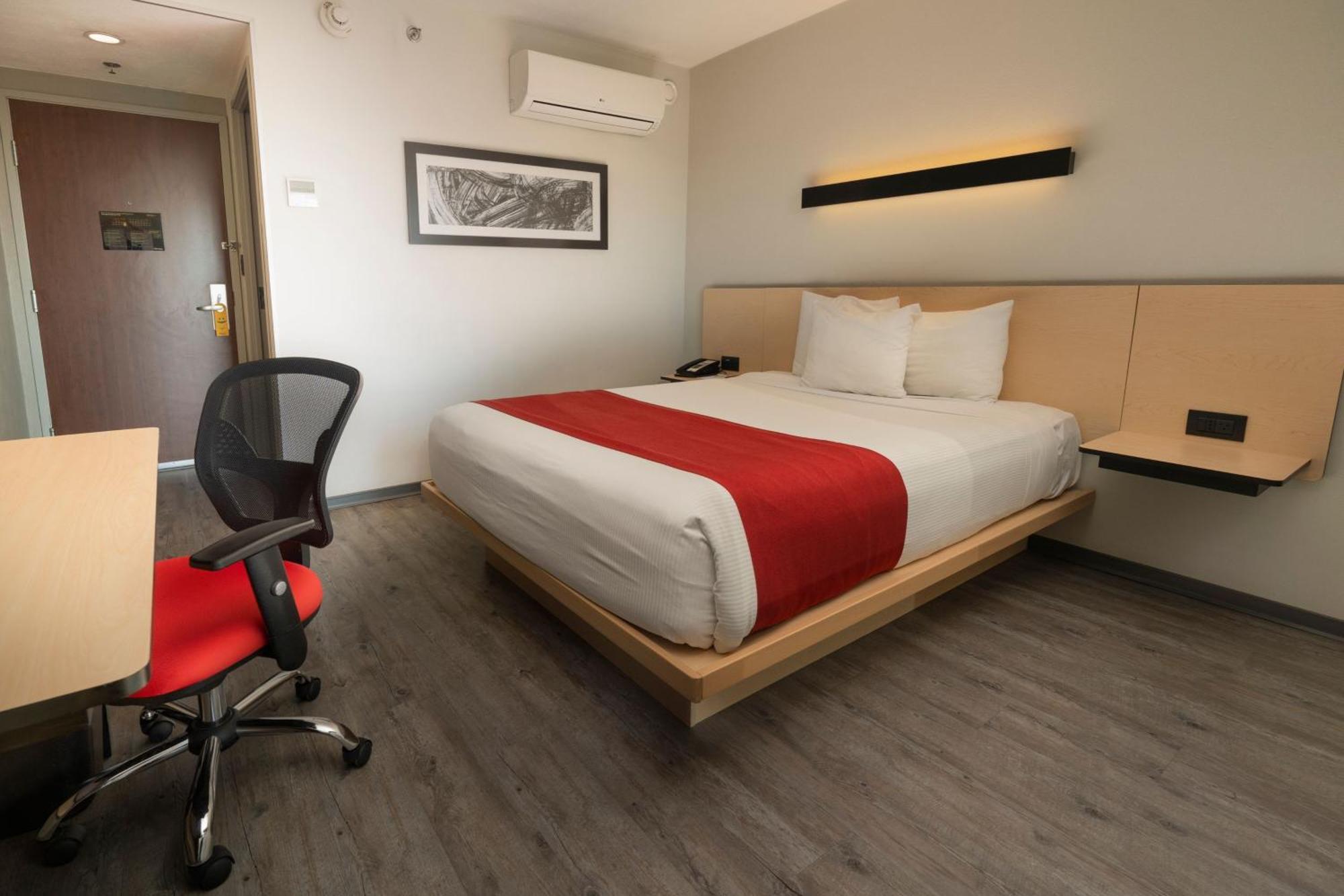 Express Aeropuerto Hotel
