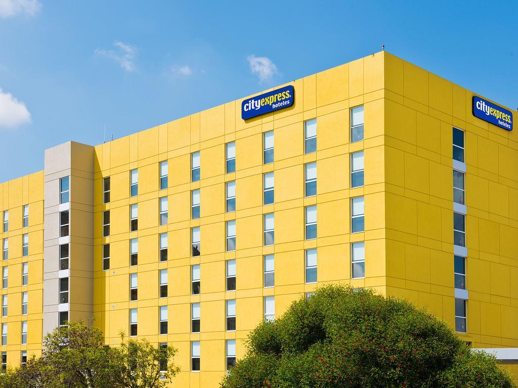 Express Aeropuerto Hotel 3*